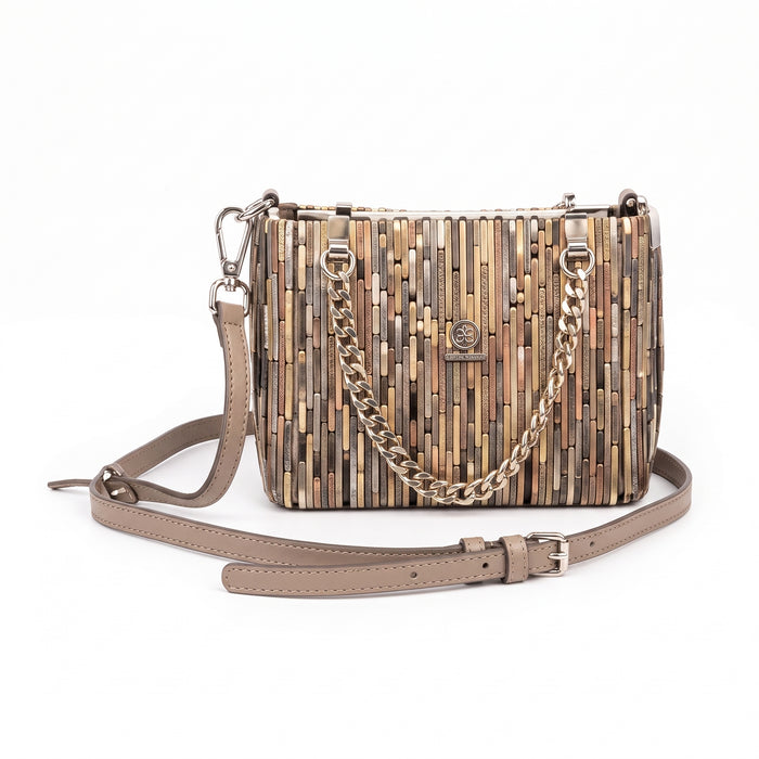 Sac boîte en perles métallisées – Détail chaîne dorée, bandoulière en cuir amovible
